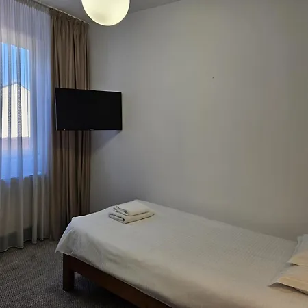 Meteor Aparthotel 3*